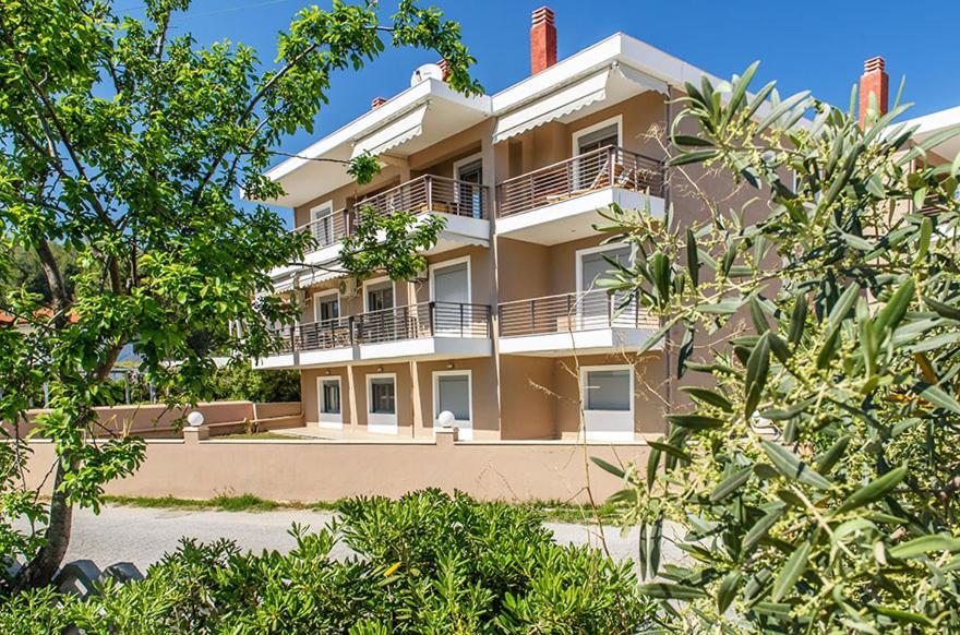 Allea Hotel And Apartments Toroni Exterior photo